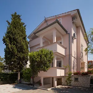 Juliette Croatia
