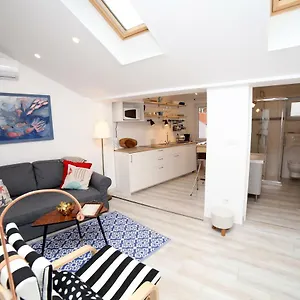 Apartamento Sweet With Free Private Parking