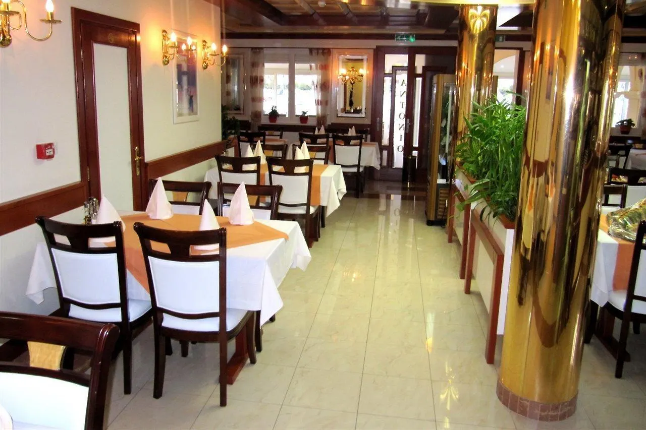 Hotel Trogir Palace
